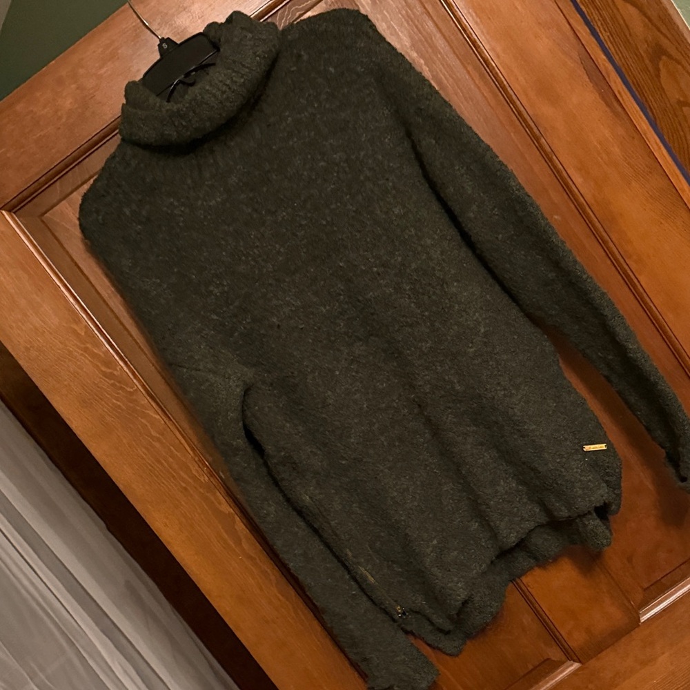 Sweaty Betty Charcoal Knit Sweater
